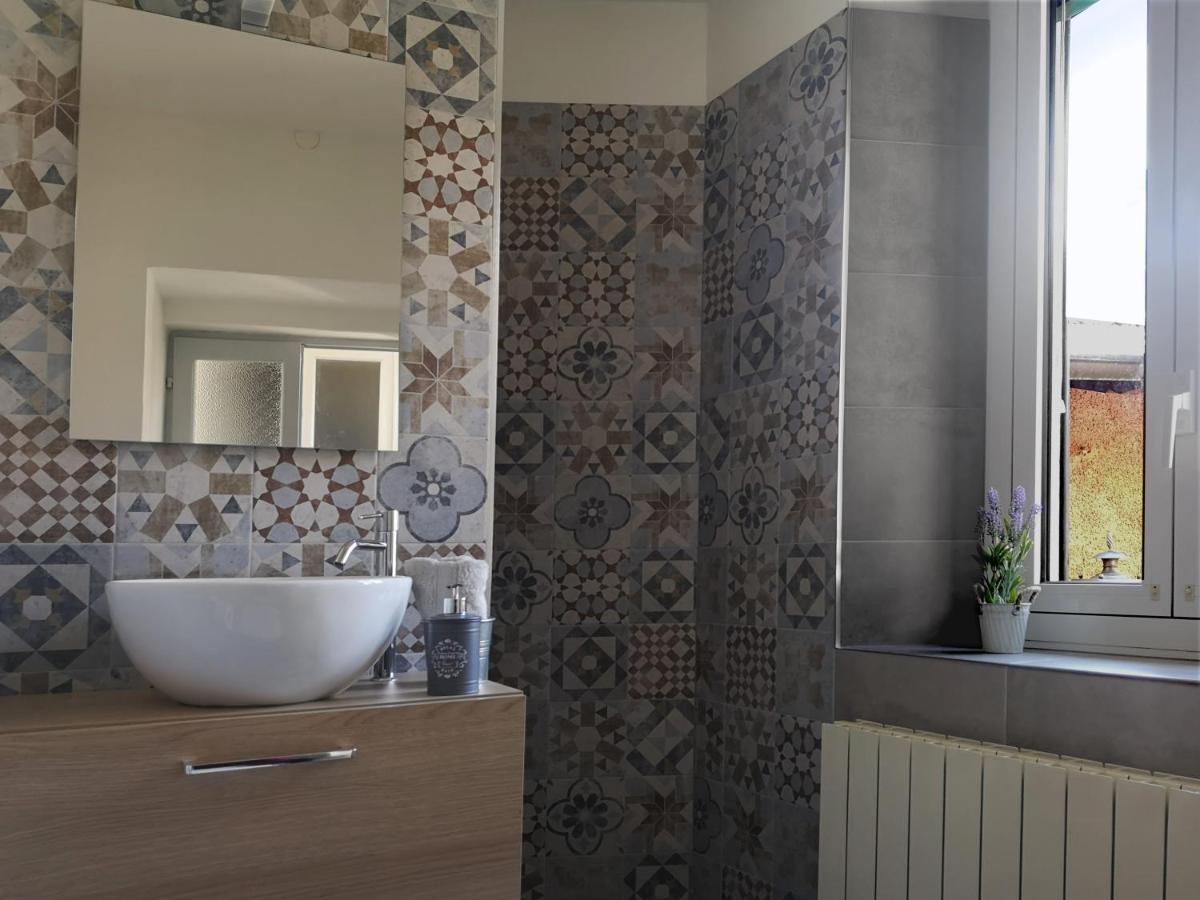 הוילה מנאג'יו La Casa Delle Zie מראה חיצוני תמונה