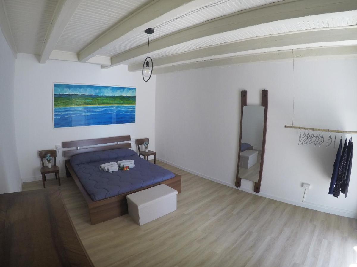 הוילה מנאג'יו La Casa Delle Zie מראה חיצוני תמונה